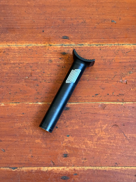 United Pivotal Seatpost RRP £24.99