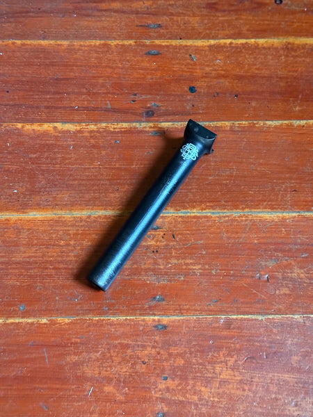 Odyssey Pivotal Seatpost Black 200mm RRP £39.99