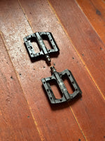 Savage Sealed Plastic Pedals Black