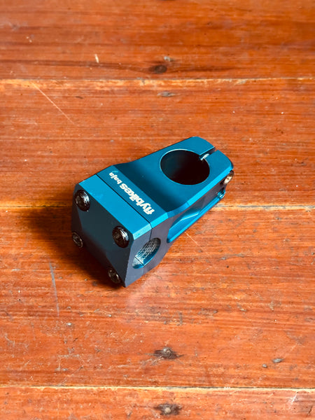 Fly Front Load Stem Blue RRP £60