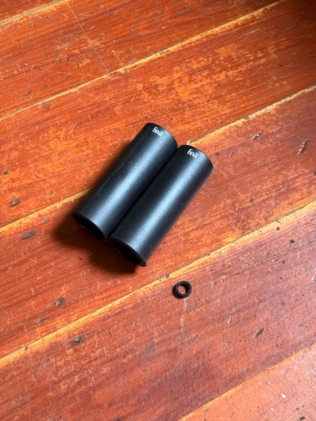 Fiend Plastic Pegs Pair RRP £44