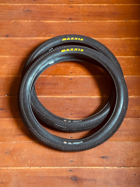 Maxxis Grifter 2.3 Tyres Pair RRP £80