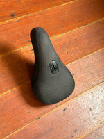 Shadow Fat Pivotal Seat RRP £39.99