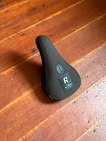 Radio Fat Pivotal Seat RRP £35.99