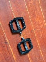 DMR Vault Metal Pedals Black RRP £120