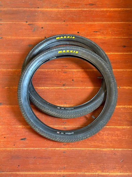 Maxxis Grifter 2.3 Folding Tyres Pair RRP £80