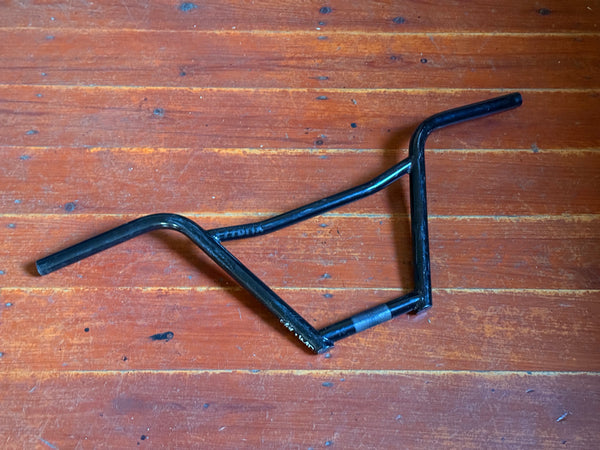 Volume Mad Dog  9.25” 4 Piece BMX Bars Black  RRP £79.99