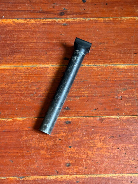 Cult Pivotal Seatpost Black (RRP £36.99