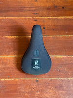 Radio Fat Pivotal Seat RRP £35.99
