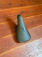 Odyssey Aitken Mid Pivotal Seat Black MINT