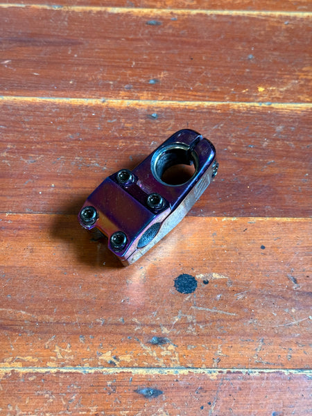 Stranger Top Load Stem Oil Slick RRP £50