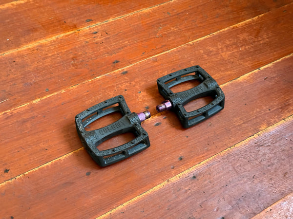 Colony Pedals Black MINT