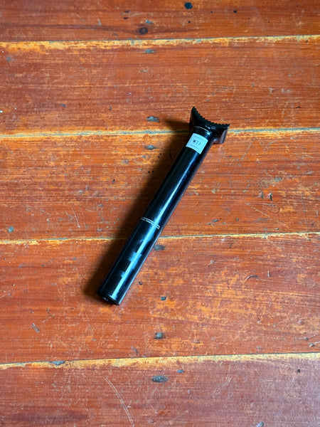 Wethepeople Pivotal Seatpost MINT RRP £35
